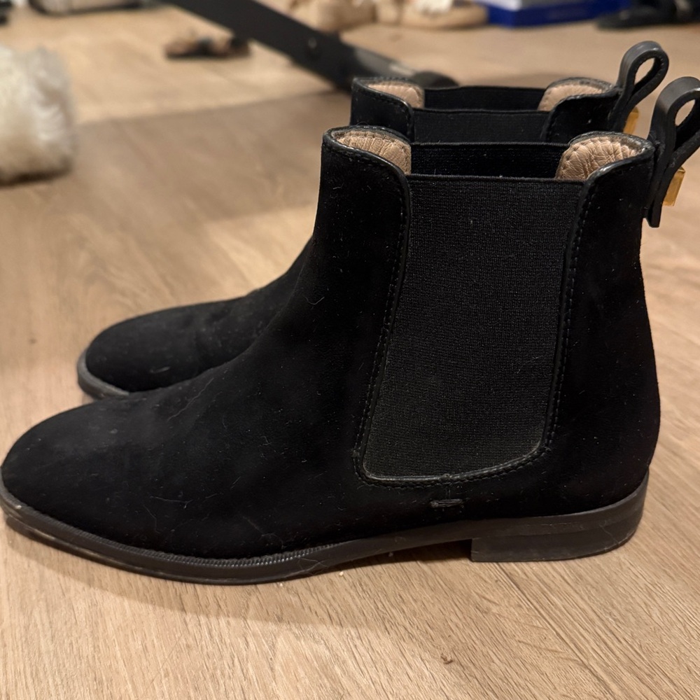 stuart weitzman boots